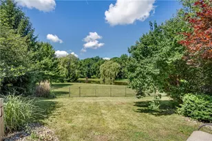 11535 Sunny Lake Dr, New Middletown, OH 44442 - Photo 13