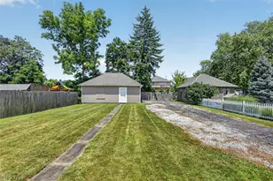 1124 W 6th St, Lorain, OH 44052 - Photo 35