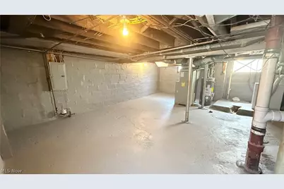 592 Lindell Street, Akron, OH 44305 - Photo 29