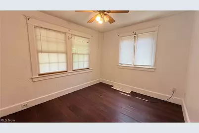 592 Lindell Street, Akron, OH 44305 - Photo 15