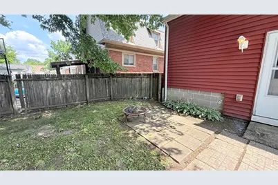 592 Lindell Street, Akron, OH 44305 - Photo 11