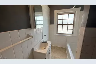 592 Lindell Street, Akron, OH 44305 - Photo 27