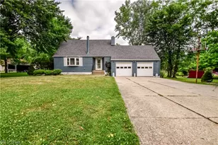 339 E Sprague Rd, Green Hills, OH 44131 - Photo 1