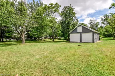 339 E Sprague Road, Green Hills, OH 44131 - Photo 7