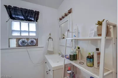 894 Elmore Avenue, Akron, OH 44302 - Photo 19