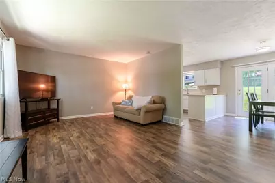 5732 Benjamin Street SW, Canton, OH 44706 - Photo 3