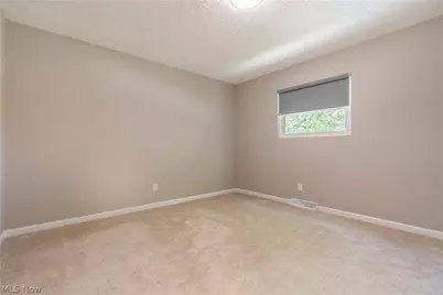 5732 Benjamin Street SW, Canton, OH 44706 - Photo 17