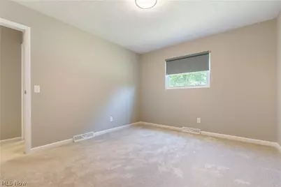5732 Benjamin Street SW, Canton, OH 44706 - Photo 15