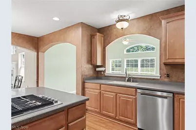 3193 Bickleigh Circle, Akron, OH 44312 - Photo 7