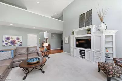 9305 Roryanna Drive, Chardon, OH 44024 - Photo 13