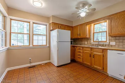 2312 14th Street, Cuyahoga Falls, OH 44223 - Photo 5