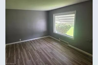 568 E Lucius Avenue, Youngstown, OH 44502 - Photo 5