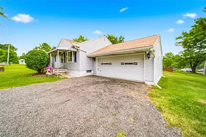 8625 Ravenna Road, Chardon, OH 44024 - Photo 3