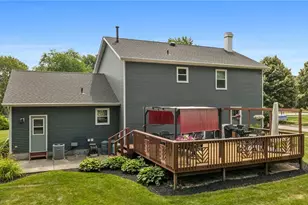 9585 Brayes Manor Dr, Mentor, OH 44060 - Photo 3