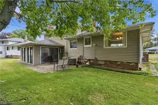 1351 N Circle View Dr, Green Hills, OH 44131 - Photo 17