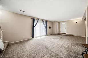 8126 Independence Dr, Mentor, OH 44060 - Photo 7