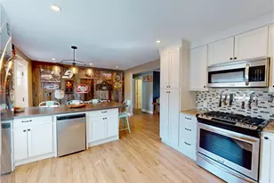 12233 Woodiebrook Rd, Chardon, OH 44024 - Photo 3