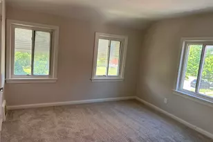 3381 Sutton Rd, Huber Heights, OH 44120 - Photo 9