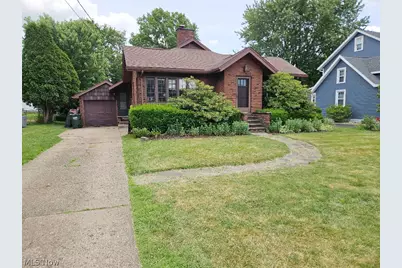 450 N Wood Street, East Canton, OH 44730 - Photo 1