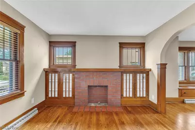 967 Mildred Avenue, Lorain, OH 44052 - Photo 5