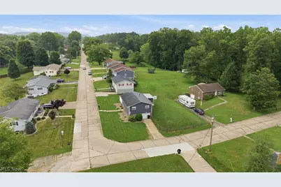 14 Maple Drive, Williamstown, WV 26187 - Photo 5