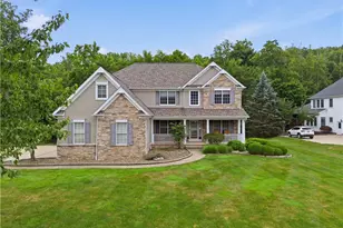 10806 Ellison Creek Dr, Concord Twp, OH 44077 - Photo 3