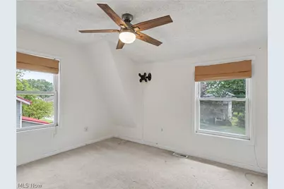 2752 6th Street, Cuyahoga Falls, OH 44221 - Photo 17