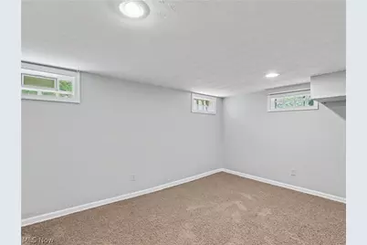 2752 6th Street, Cuyahoga Falls, OH 44221 - Photo 25