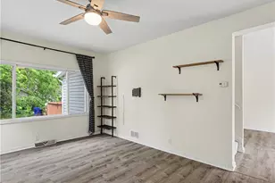 2752 6th St, Cuyahoga Falls, OH 44221 - Photo 9