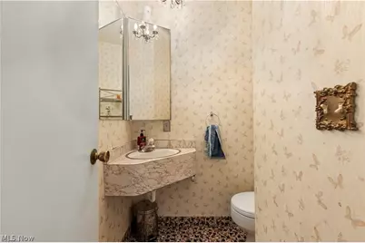 8295 Mentorwood Drive, Mentor, OH 44060 - Photo 17