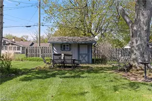 8295 Mentorwood Dr, Mentor, OH 44060 - Photo 21