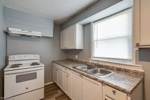 2216 10th St SW, Akron, OH 44314 - Photo 13