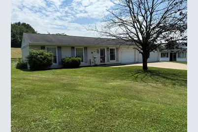 1019 Gordon Square NE, Bolivar, OH 44612 - Photo 1