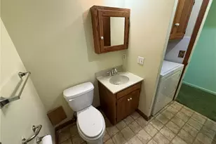 1019 Gordon Square NE, Bolivar, OH 44612 - Photo 15