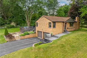 804 Overridge Ave SE, North Canton, OH 44720 - Photo 3