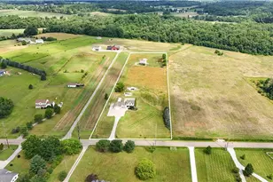 11241 Center Rd, Garrettsville, OH 44231 - Photo 39