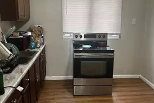 1494 Clermont Rd, Loveland, OH 44110 - Photo 7