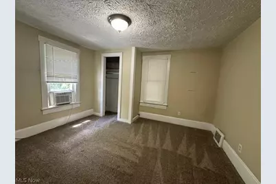 980 Shannon Avenue, Barberton, OH 44203 - Photo 9