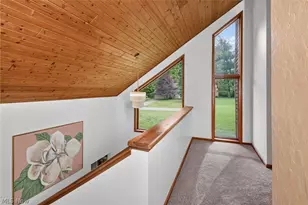 1190 Trails Edge Dr, Hubbard, OH 44425 - Photo 19