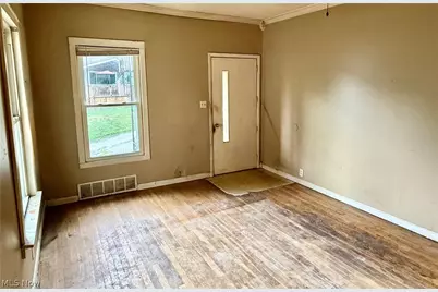2618 Adams Street, Lakemore, OH 44250 - Photo 7