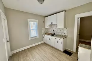 10818 Bryant Ave, Loveland, OH 44108 - Photo 5