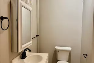 10818 Bryant Ave, Loveland, OH 44108 - Photo 9
