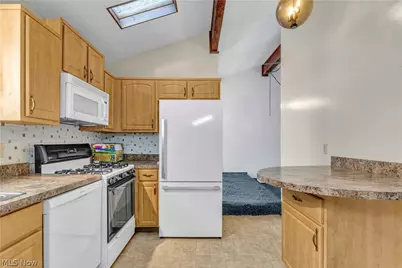 3730 Walters Drive, Brunswick, OH 44212 - Photo 9