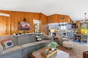 8330 Quail Point Ln, Mentor, OH 44060 - Photo 3