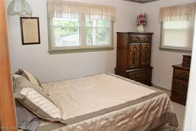 5109 Birchcrest Avenue, Youngstown, OH 44515 - Photo 15