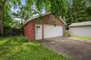 1506 Parkgate Ave, Akron, OH 44313 - Photo 37