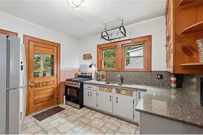 1506 Parkgate Avenue, Akron, OH 44313 - Photo 21