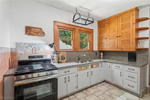 1506 Parkgate Ave, Akron, OH 44313 - Photo 17