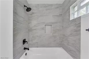 9518 Nelson Ave, Loveland, OH 44105 - Photo 23