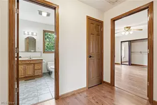 9990 Broadview Rd, Grandview Heights, OH 44147 - Photo 27